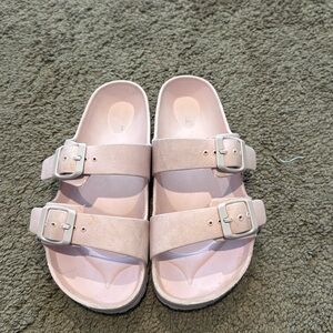 Used- girl pink sandals